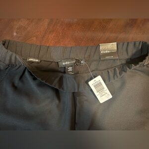Women’s Torrid Relaxed Pull-on Tapered Pants, NWT 20R